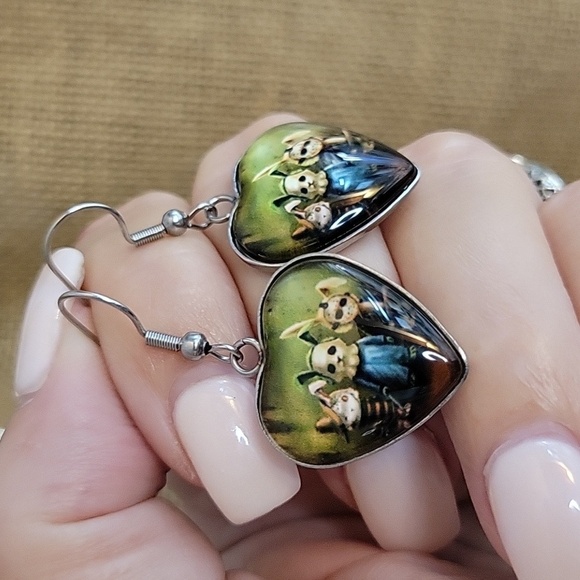 CREEPY KID TRIO EARRINGS - Picture 4 of 6